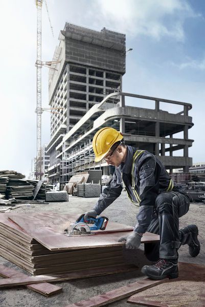 cordless circular saw pro gks 18v 44 06019m30l0.jpg cordless circular saw pro gks 18v 44 06019m30l0.jpg
