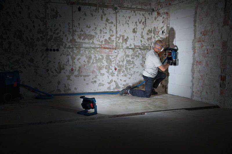 cordless jobsite light pro gli18v 5000 06019p5100.jpg cordless jobsite light pro gli18v 5000 06019p5100.jpg