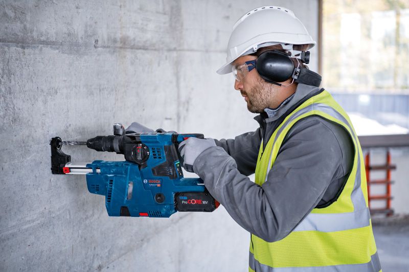 cordless rotary hammer with sds plus pro gbh 18v 28 cf 0611921081 1.jpg cordless rotary hammer with sds plus pro gbh 18v 28 cf 0611921081 1.jpg