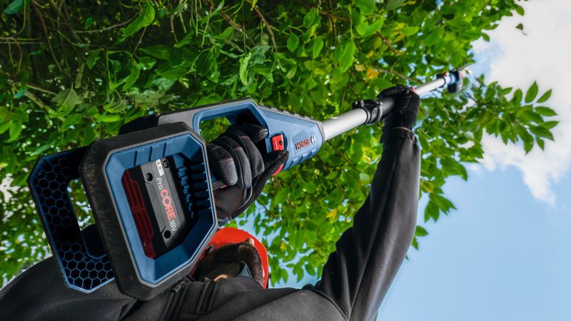 cordless telescopic hedgecutter pro ghe 18v 50 tp 06008d5000 1.jpg cordless telescopic hedgecutter pro ghe 18v 50 tp 06008d5000 1.jpg