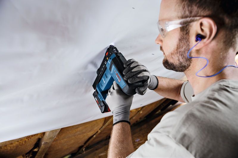 cordless wood stapler pro gth 18v 14 0601482880.jpg cordless wood stapler pro gth 18v 14 0601482880.jpg